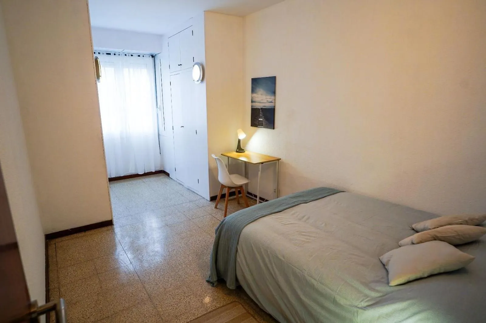 Habitacion Privada En Piso Compartido Lepanto Barcelona España